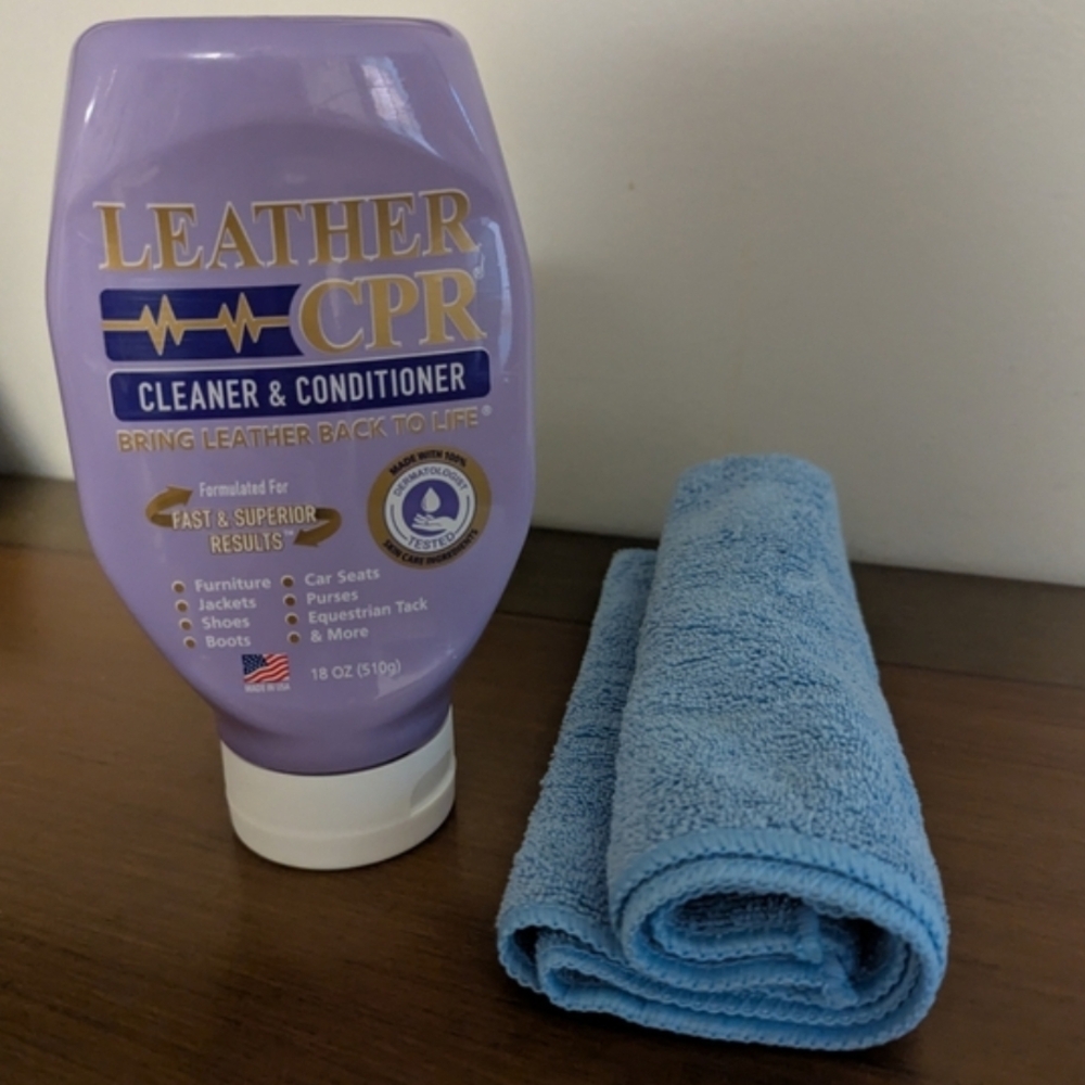 Leather CPR Conditioner 18 Oz and Microfiber Cloth Set